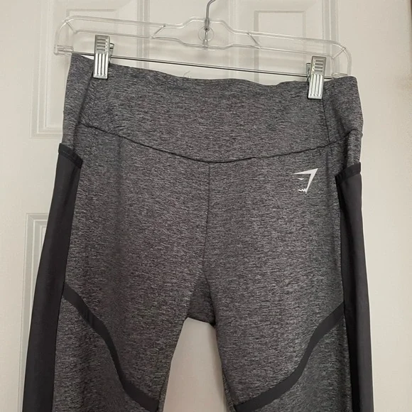 Gymshark Grey Mesh Back Leggings Size Large - Picture 4 of 9